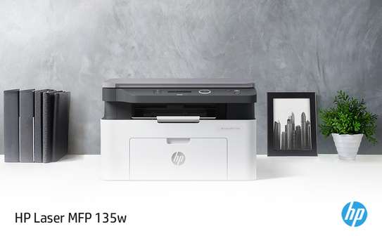 Imprimante Wi-fi HP Laser MFP 135w image 2