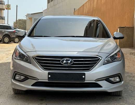 Hyundai Sonata image 2