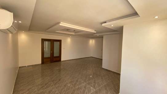 Appartements F4 à Dakar Plateau image 2