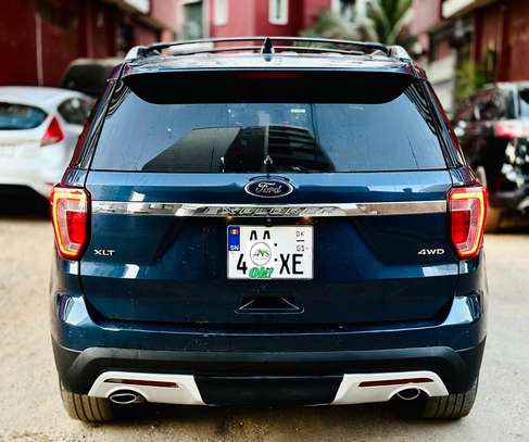 Location Ford Explorer image 7