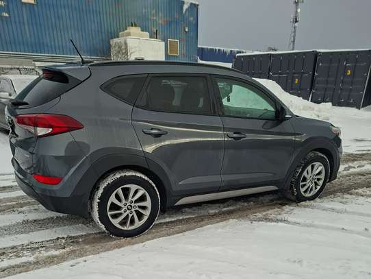 Hyundai Tucson SE 2017 image 5