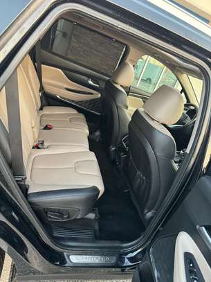 Hyundai Santafe ultimate full options image 7