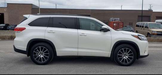 Toyota hignlander 2017 limited image 6
