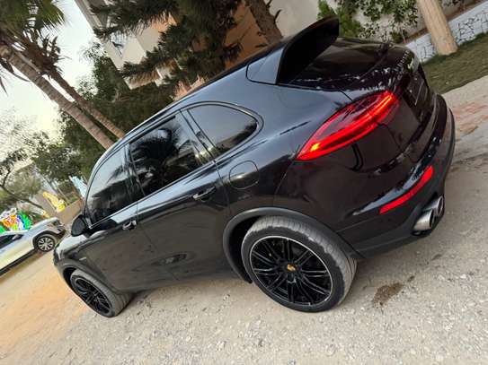 Porche Cayenne 2016 image 11
