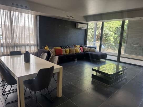 Appartement meublé à louer aux Point E image 4