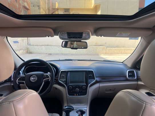 Jeep grand cherokee image 2
