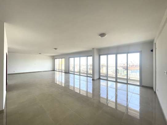 Appartement à louer en ville - Port View image 1