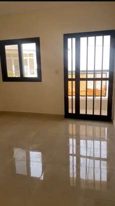 Appartement F3 à louer Mermoz-Batrain image 2