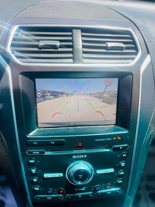 FORD EXPLORER 2017 image 9