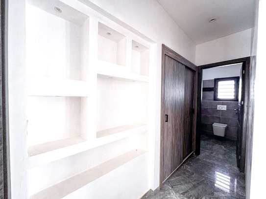 Belle Villa avec piscine a louer a Nguerigne image 13