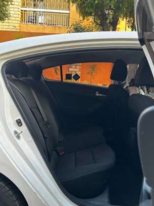 Kia Rio 2016 image 2