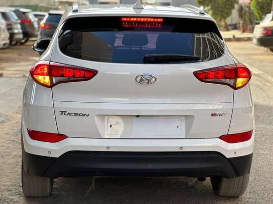 Hyundai Tucson EVGT 2016 image 2