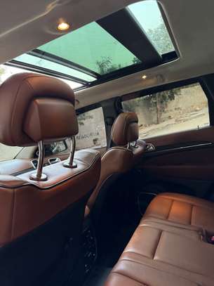 Jeep grand Cherokee submitt image 13