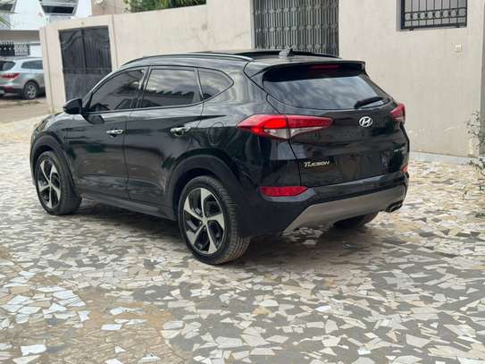 Hyundai Tucson Limited image 8