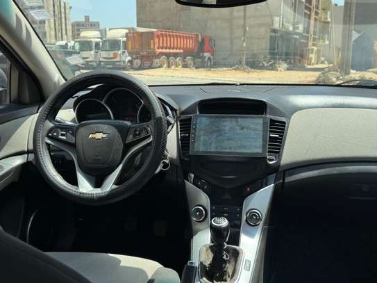 CHEVROLET CRUZE TRÈS BON POUR YANGO image 3