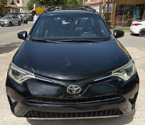 Toyota Rav4 2018 image 1