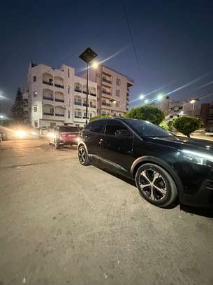 Peugeot 3008 image 2