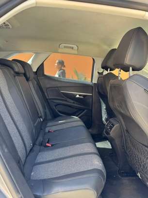 Peugeot 3008 image 7