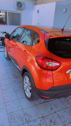 Renault capture 2015 image 2