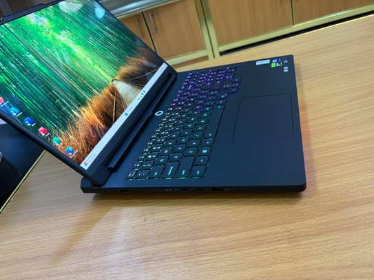 Lenovo Légion Pro 7i Ultra 9 ram32Go disk 1To RTX 5080 16Go image 3