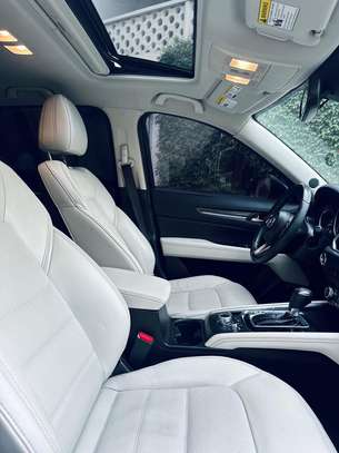 Location Mazda CX5 2025 image 4