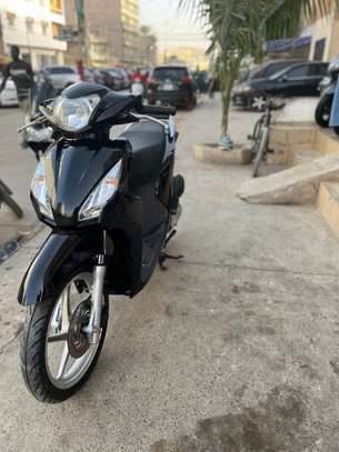 Honda Vision let’s go image 2