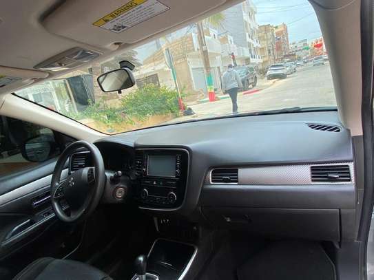 Mitsubishi Outlander 2018 image 7
