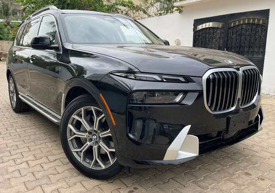 BMW X7 xdrive 40i 2024 image 2