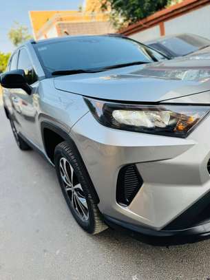 TOYOTA RAV4 2021 image 4