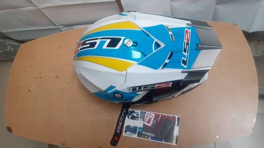arrivage casques neuves homologués image 6