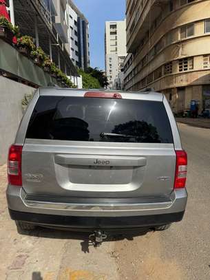 JEEP PATRIOT image 1