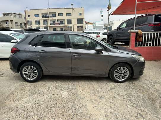 Citroën C4 image 5