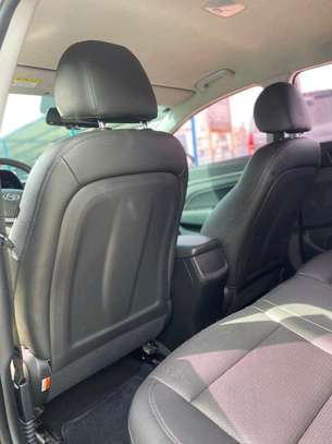 Hyundai avante 2018 image 13