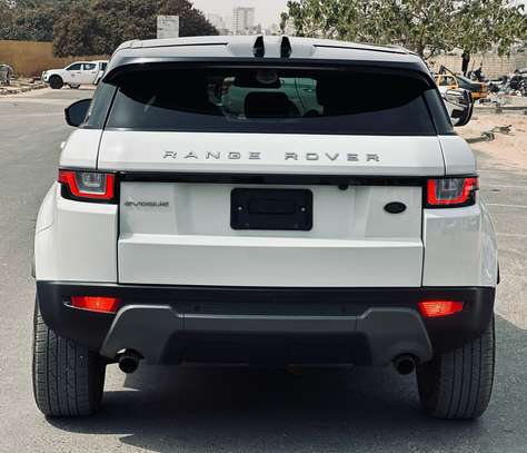 Land Rover Evoque 2017 image 12