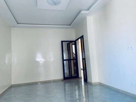 APPARTEMENT F3 À LOUER A KEUR YOFF image 8