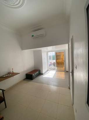 Appartement f3 à louer aux Mamelles avec terrasse privée image 13