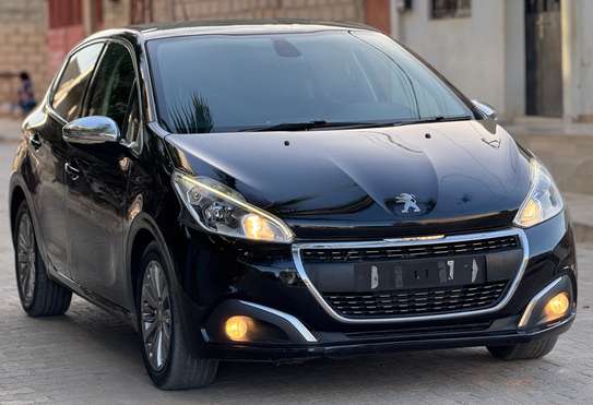 Peugeot 208 2016 image 6