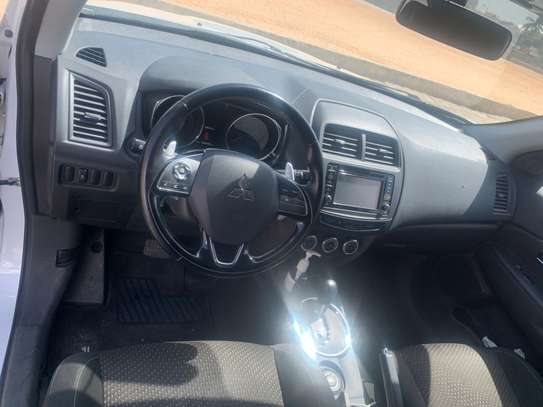 Mitsubishi rvr image 7