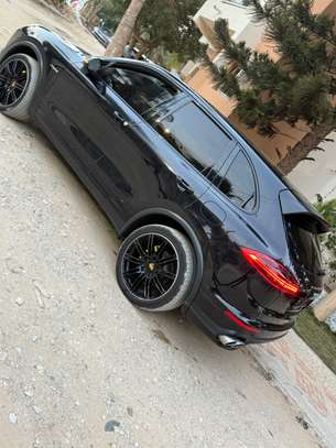 Porche Cayenne 2016 image 4