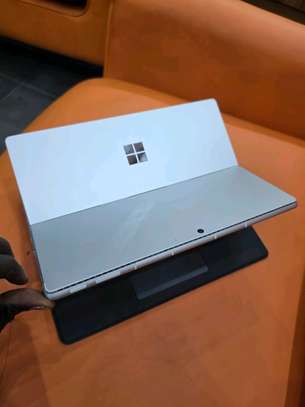 Surface pro 10 image 4
