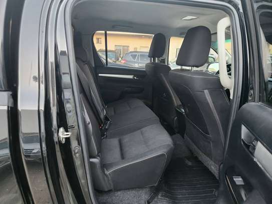 Toyota Hilux 2022 Automatique Diesel image 2