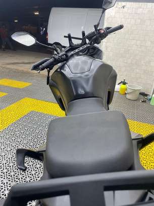 A vendre  Moto Tracer 07 image 3