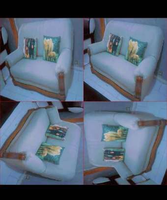 Canape 9 places a bon état image 3