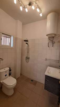 DUPLEX F5 INDEPENDANT AU COEUR DES ALMADIES image 10