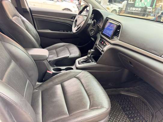 Hyundai Avante 2016 image 8