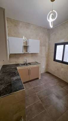 APPARTEMENT F4 A LOUER A NGOR - ALMADIES image 6