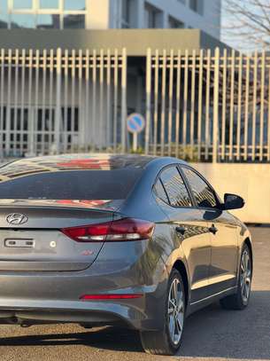 *Hyundai_Avante_GDI* Année 2017 image 8