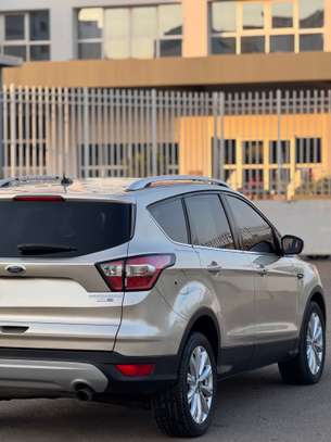 Ford escap Titanuim année 2017 image 10