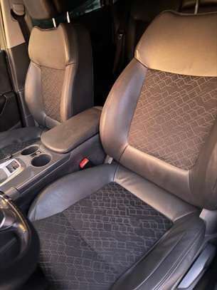 Peugeot 3008 diesel image 13