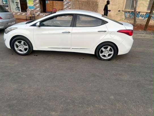 Hyundai avante image 6